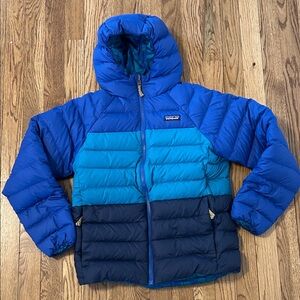 Patagonia Kids’ Reversible Down Sweater Hoody size XL